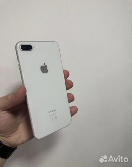 iPhone 8 Plus, 64 ГБ