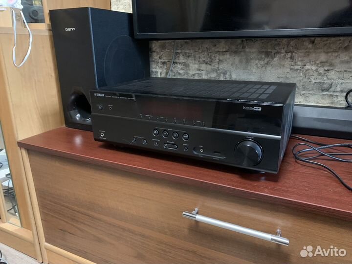 Ресивер Yamaha rx-v379