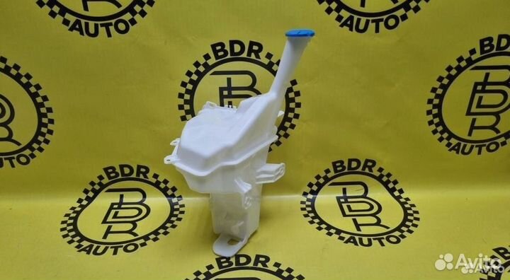 Бачок омывателя Kia Rio 3 2011-2017