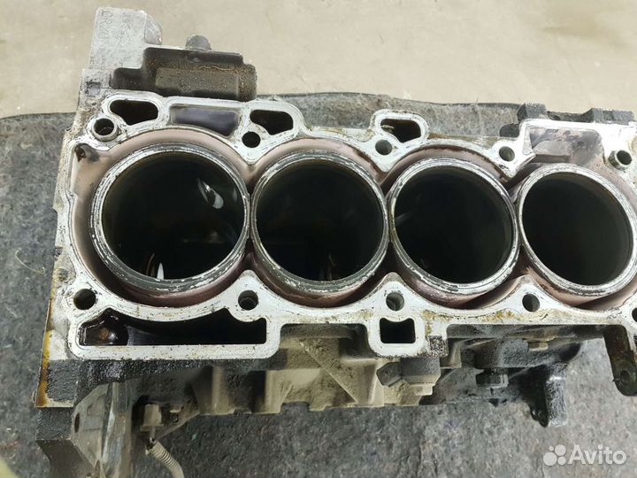 Блок двигателя Nissan primera p12