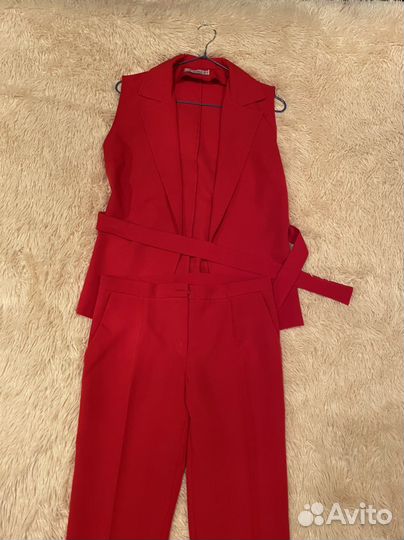 Брючный костюм женский