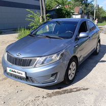 Kia Rio 1.4 MT, 2013, 180 000 км, с пробегом, цена 699 000 руб.