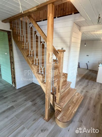 Межэтажная деревянная лестница для дома и дачи