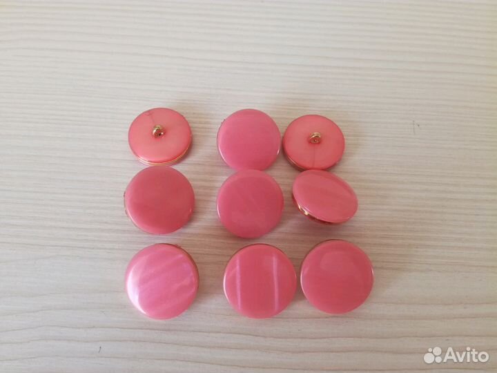 Пуговицы
