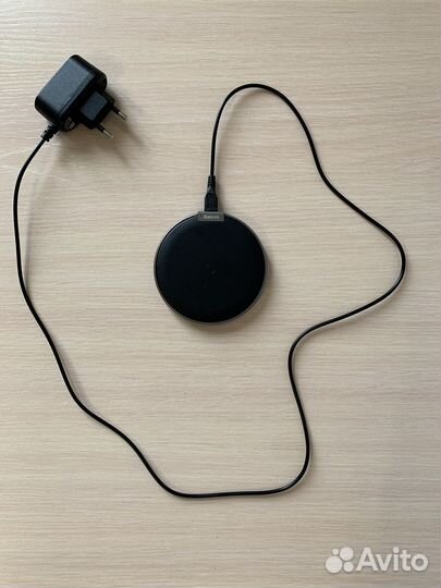 Беспроводная зарядка Baseus