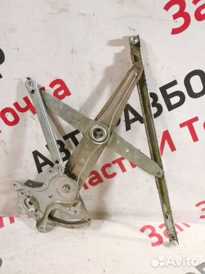 Стеклоподъемный механизм передний правый Toyota