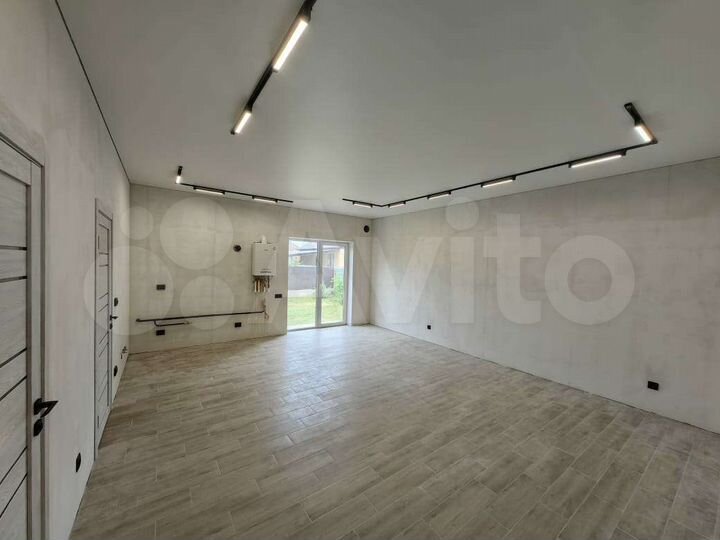 Дом 90 м² на участке 5 сот.