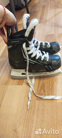 Хоккейные коньки bauer