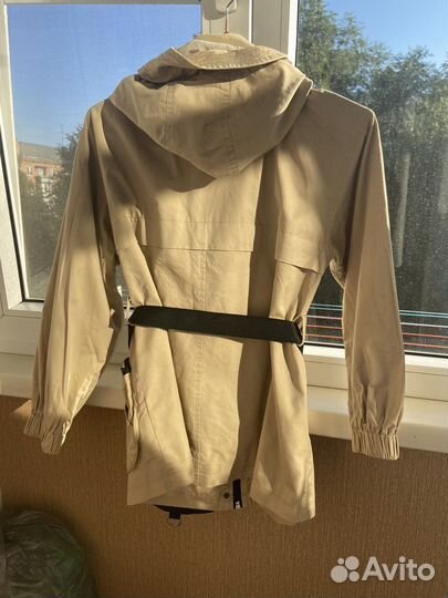 Ветровка для девочки