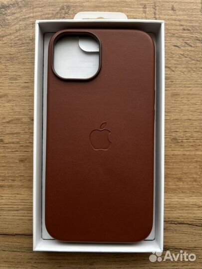 iPhone 14 leather case