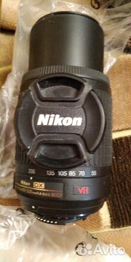 Объектив Nikon AF-S DX Nikkor 55-200mm f/4-5.6G ED