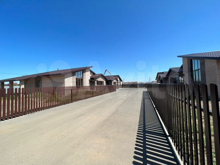 Дом 191 м² на участке 8 сот.