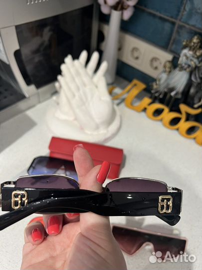 Солнечные очки женские