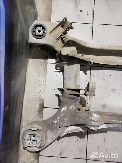 Подрамник задний в сборе Mercedes W220