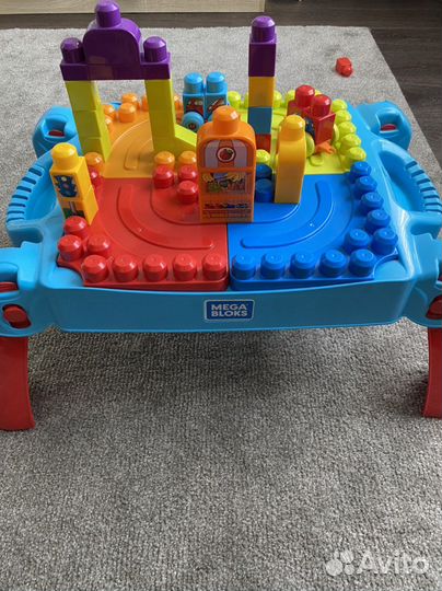 Стол для конструирования