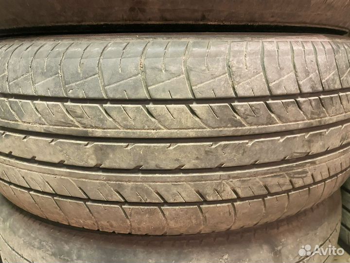 Yokohama dB Decibel E70 205/60 R16