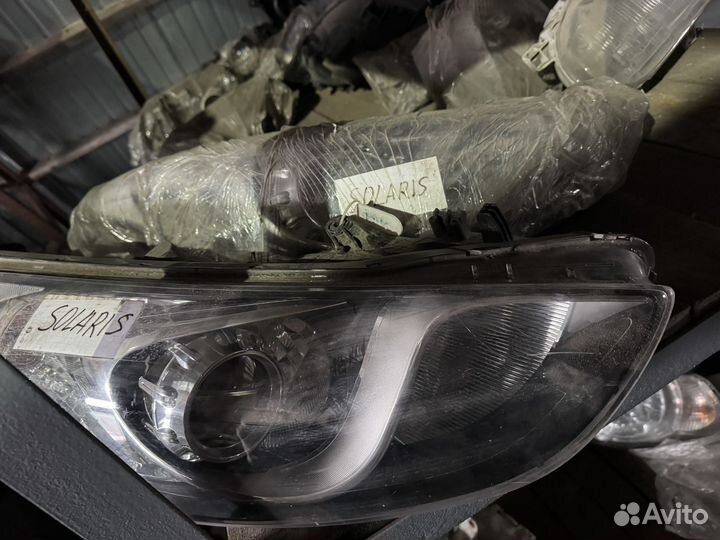 Фара правая Hyundai Solaris