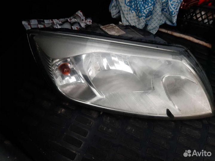 Фары передние лада гранта