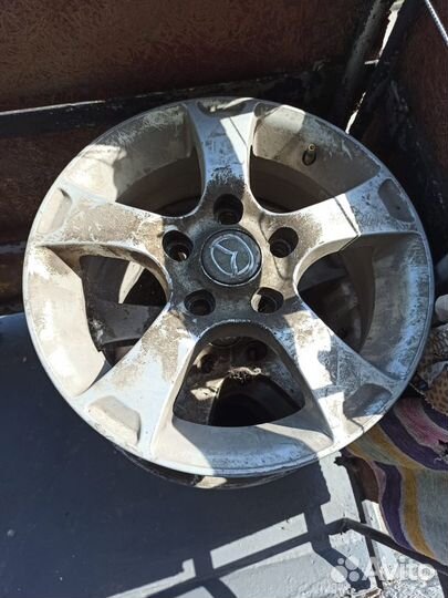 Продам диски на Mazda Premacy