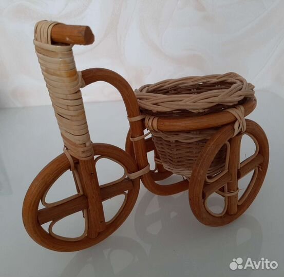 Корзина плетеная, бутылошница, подставки