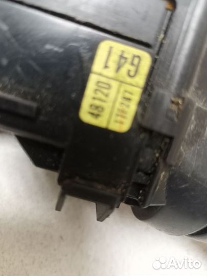 Переключатель стеклоочистителей подрулевой 846520E