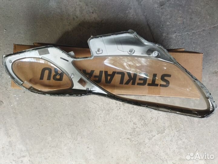 Стекло фары Lexus GS