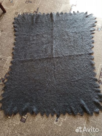 Пуховый платок шаль