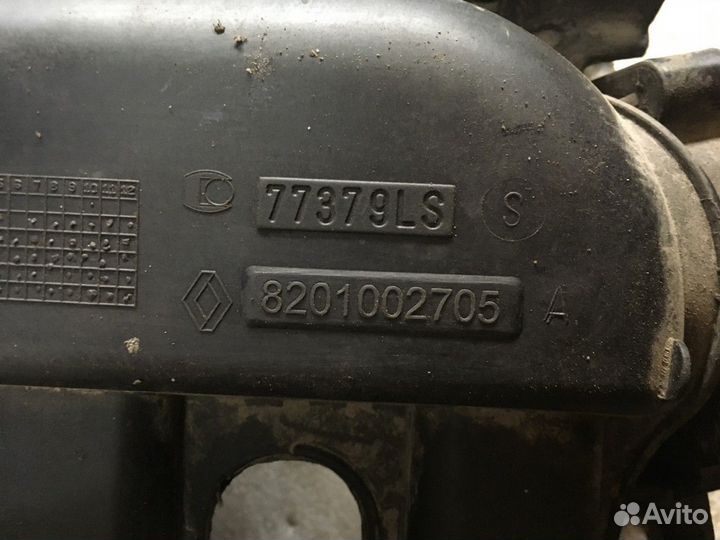 Коллектор впускной (Renault Megane)