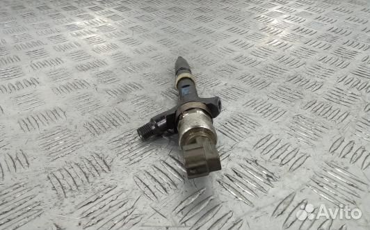Форсунка дизельная toyota RAV 4 ZCA2 (EBR12AL03)
