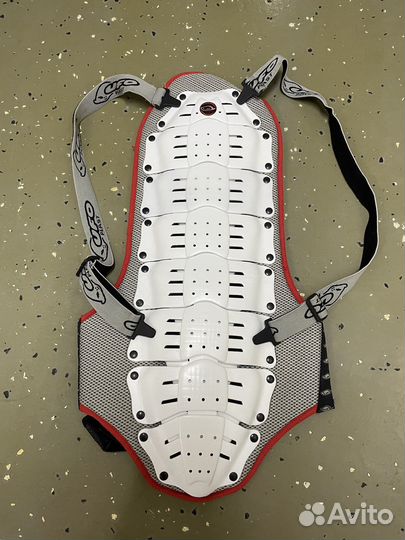 Мото защита спины