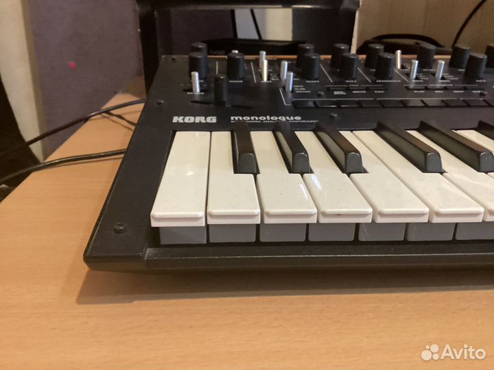 Аналоговый Синтезатор Korg Monologue