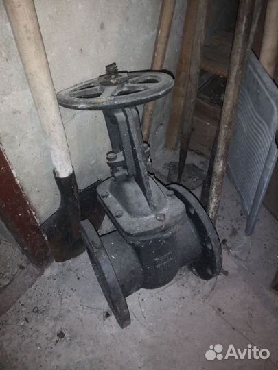 Задвижки, фланцы, отводы