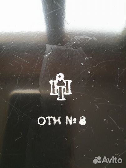 Поднос круглый с ручной росписью 