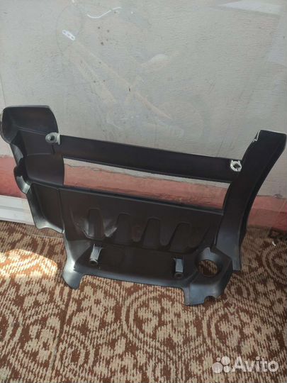 Крышка двигателя Citroen C5 Ew10a