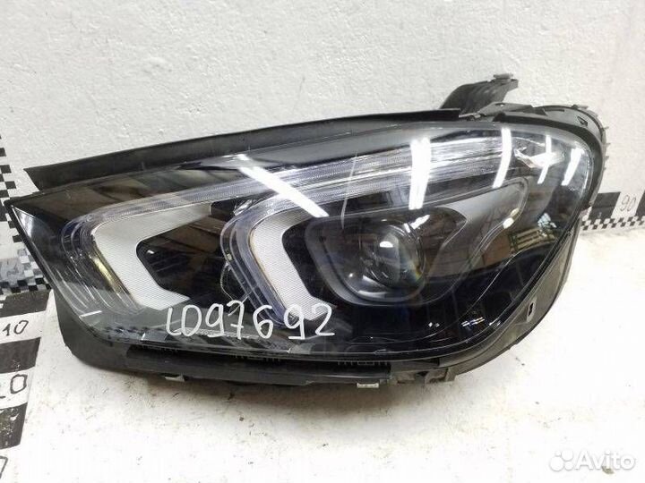 Фара левая Mercedes-Benz GLE