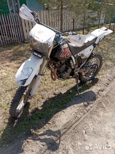 Продам моцикл Судзуки Джебел 250