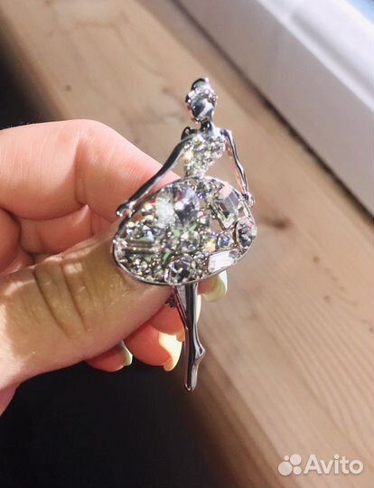 Резинки, заколки, украшения для девочки