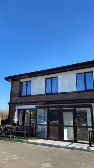 3-к. квартира, 72 м², 1/2 эт.