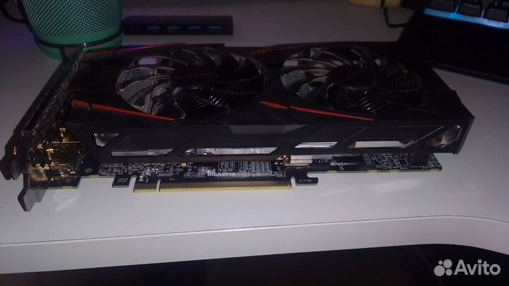 Видеокарта PCI-E Gigabyte AMD Radeon RX 570 4Gb