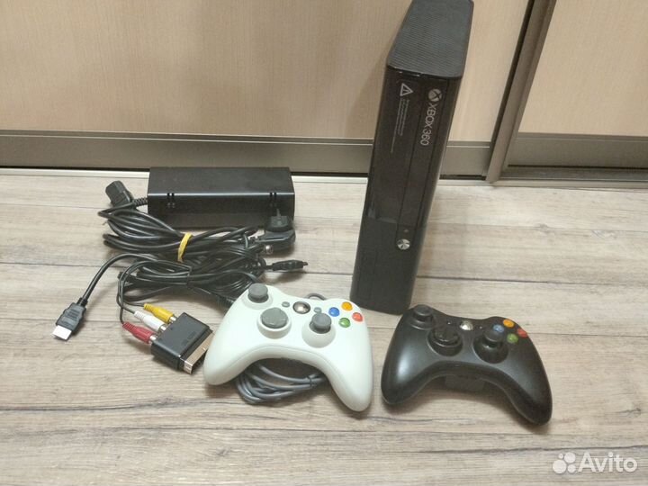 Xbox 360 E 250gb прошит