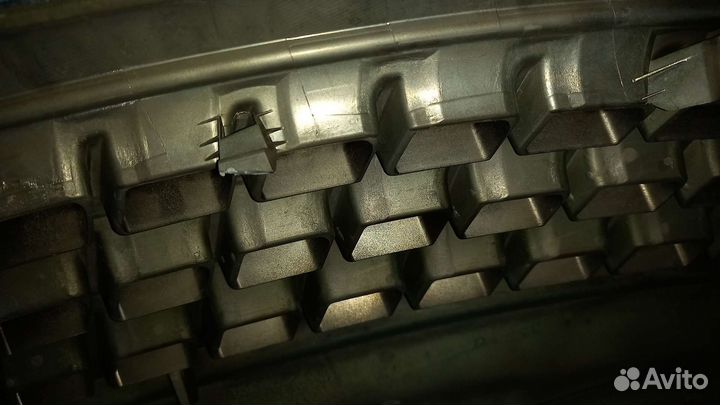 Решетка радиатора mitsubishi outlander xl