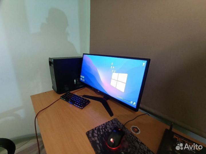 Игровой монитор. 29д