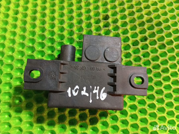 Блок управления акб Mercedes CLS C219, 2006