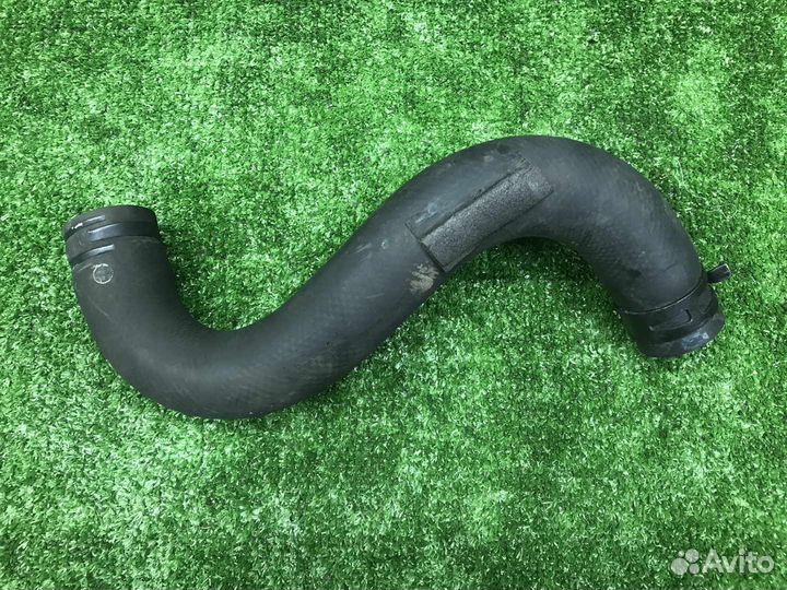 Патрубок радиатора mitsubishi pajero IO H76W 4G93