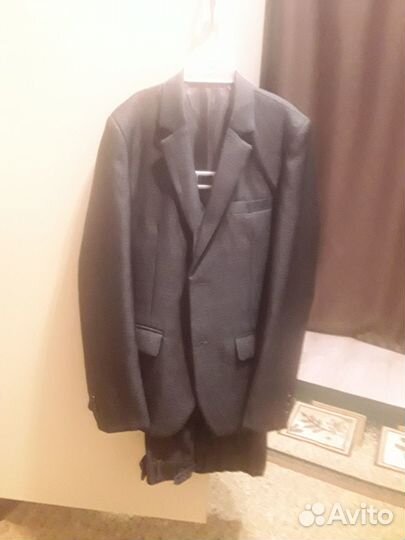 Продам костюм школьный,школьные туфли