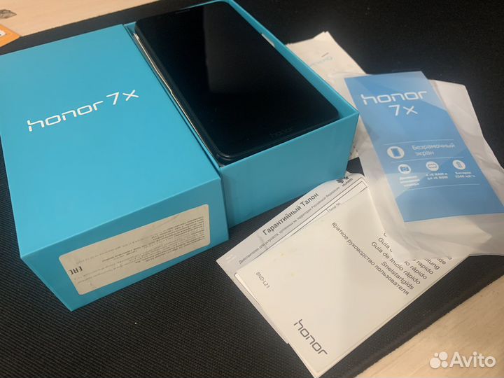 HONOR 7X, 4/64 ГБ