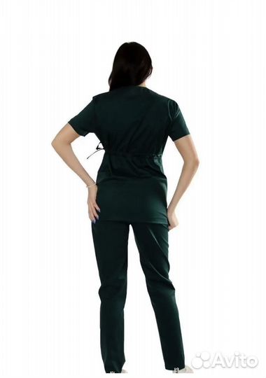 Медицинский костюм 44 новый