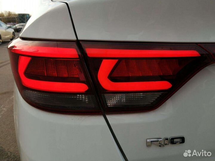 Задний фонарь kia rio 4