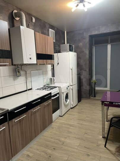 1-к. квартира, 40 м², 1/12 эт.