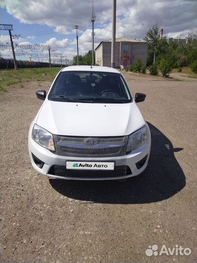 LADA Granta 1.6 МТ, 2015, 130 000 км